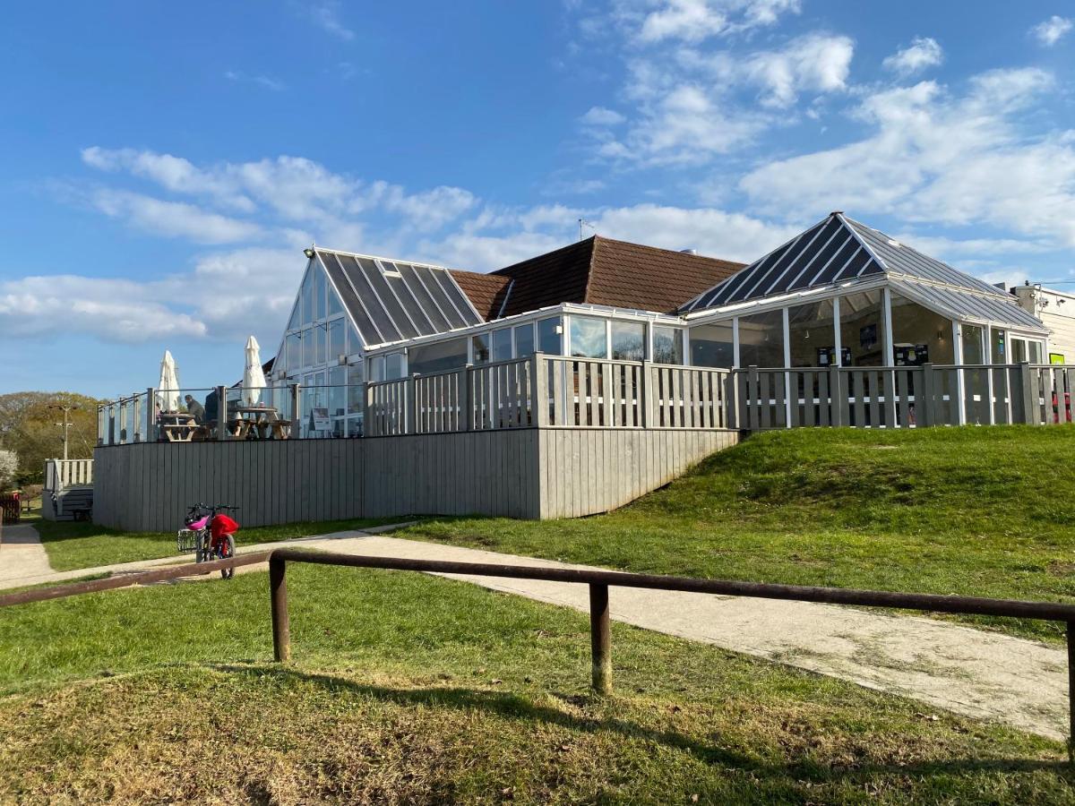 Oaklands, Thorness Bay, Isle Of Wight Villa Porchfield  Eksteriør bilde